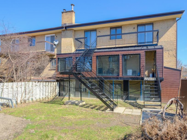 maison à vendre Longueuil (Le Vieux-Longueuil)